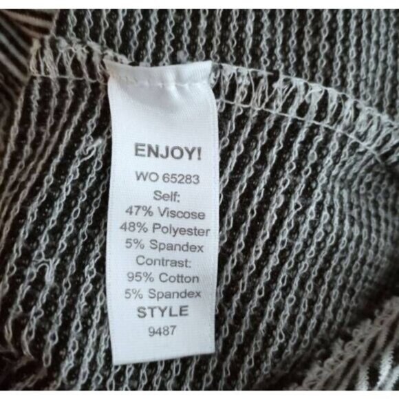 MICHAEL STARS BLACK & WHITE STRIPE  W/BEIGE SLEEVES SZ.OS EUC - Picture 5 of 6